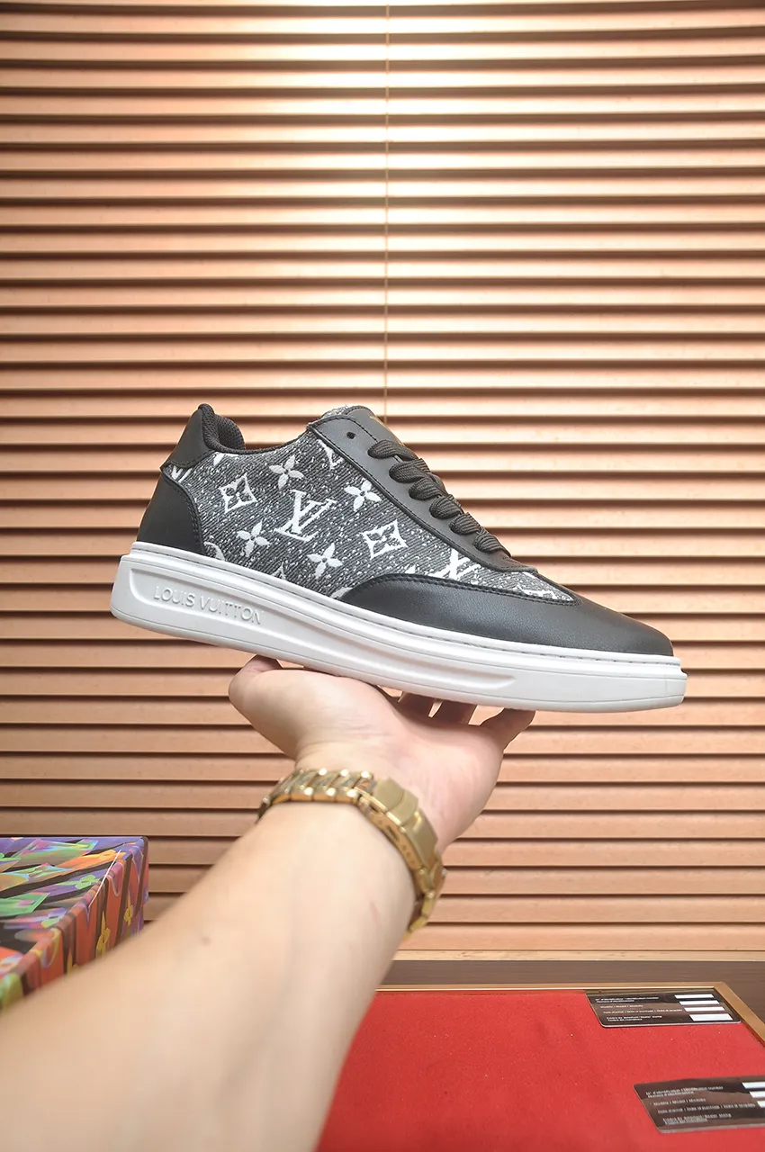 Men's shoes 💰540💶[LOUIS VUITTON] Original order price (water-dyed cowhide lining) new model 🍀LV Louis Vuitton * - top version of LV classic trendy shoes! Made of imported original cowhide, water-dyed cowhide lining, and original wear-resistant rubber outsole! High quality products! Code number 38-45 (45 is custom-made and cannot be returned or exchanged)